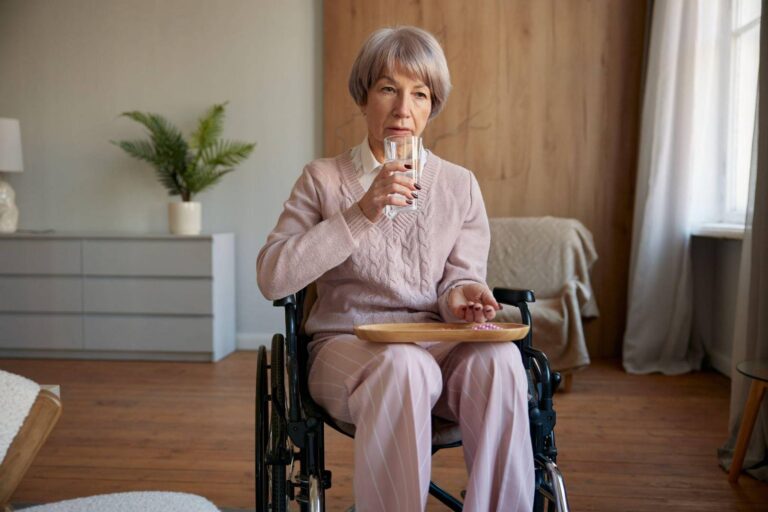 Seniorzy chcą jak najdłużej mieszkać we własnym domu. Jak wpływa to na zapotrzebowanie na opiekunki w Niemczech?