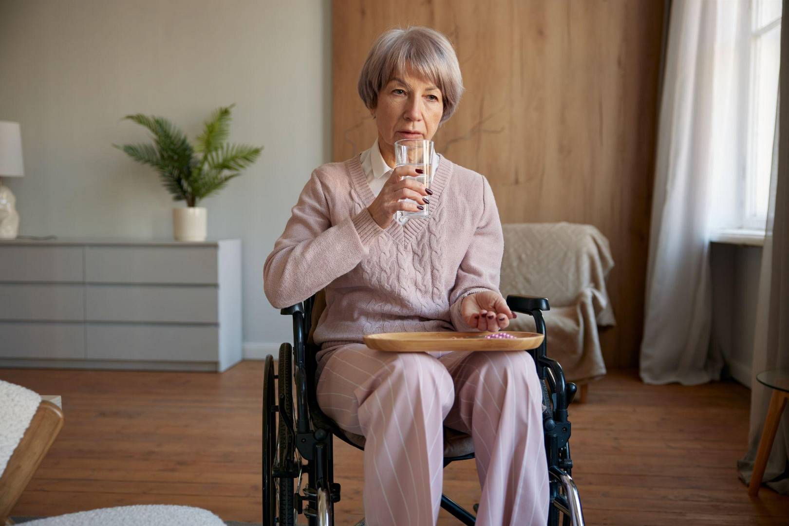 Seniorzy chcą jak najdłużej mieszkać we własnym domu. Jak wpływa to na zapotrzebowanie na opiekunki w Niemczech?